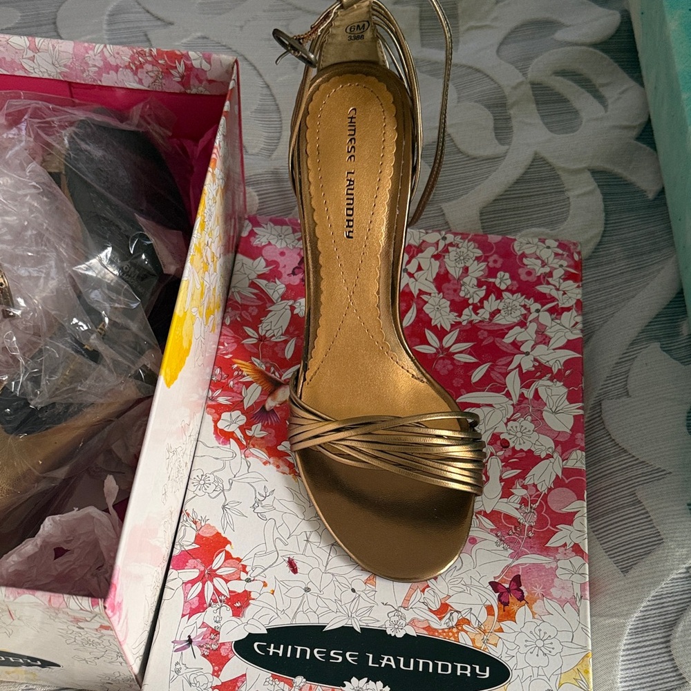 Chinese Laundry Metallic Gold Heels